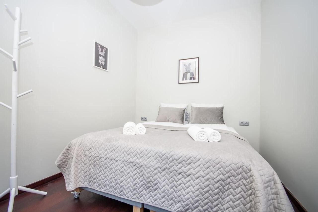 Inpoint 2-Bedrooms Apartment With Private Garden And Free Parking Krakau Exterior foto